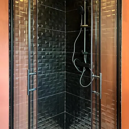 L'arc-en-ciel Scandinave - Unique Et Design Au Cœur De Rouen